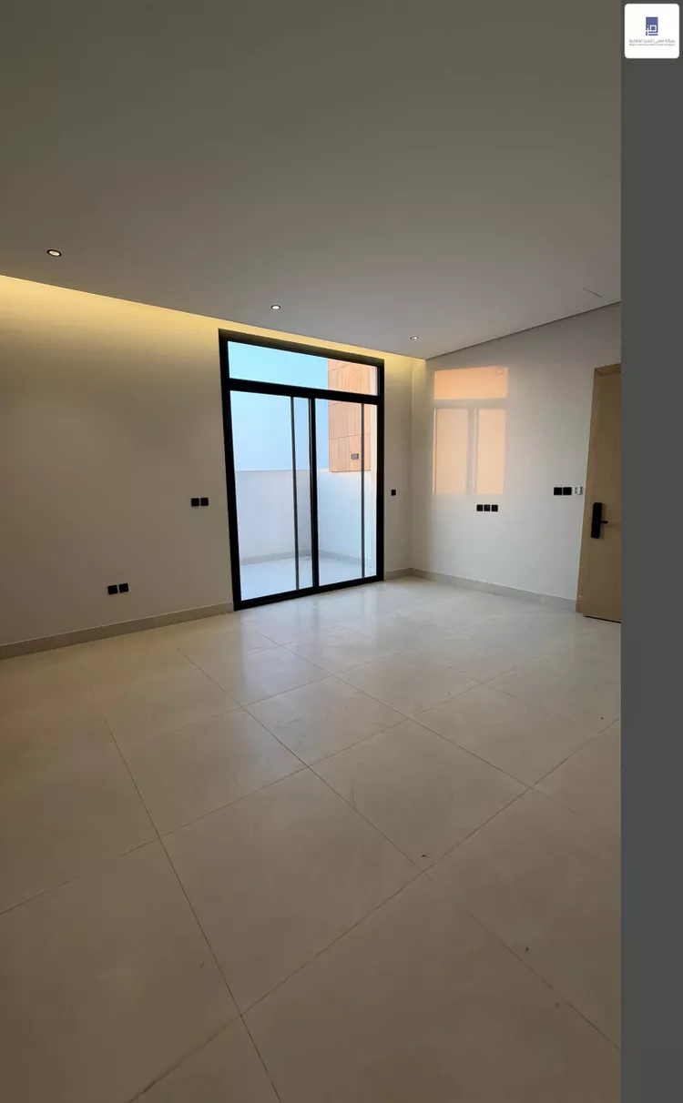 Floor for Sale in Riyadh Al Arid