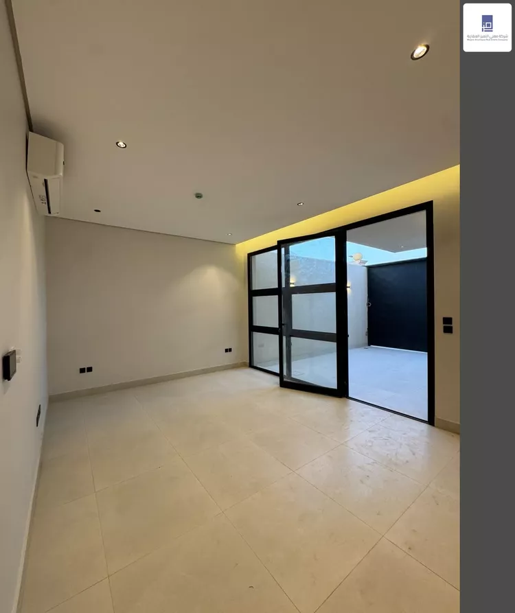 Floor for Sale in Riyadh Al Badi'ah 6