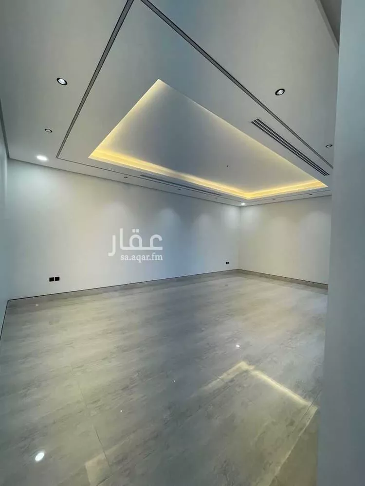 فيلا للبيع في شارع المرفأ, حي الشعلة, مدينة الدمام, المنطقة الشرقية صورة 4