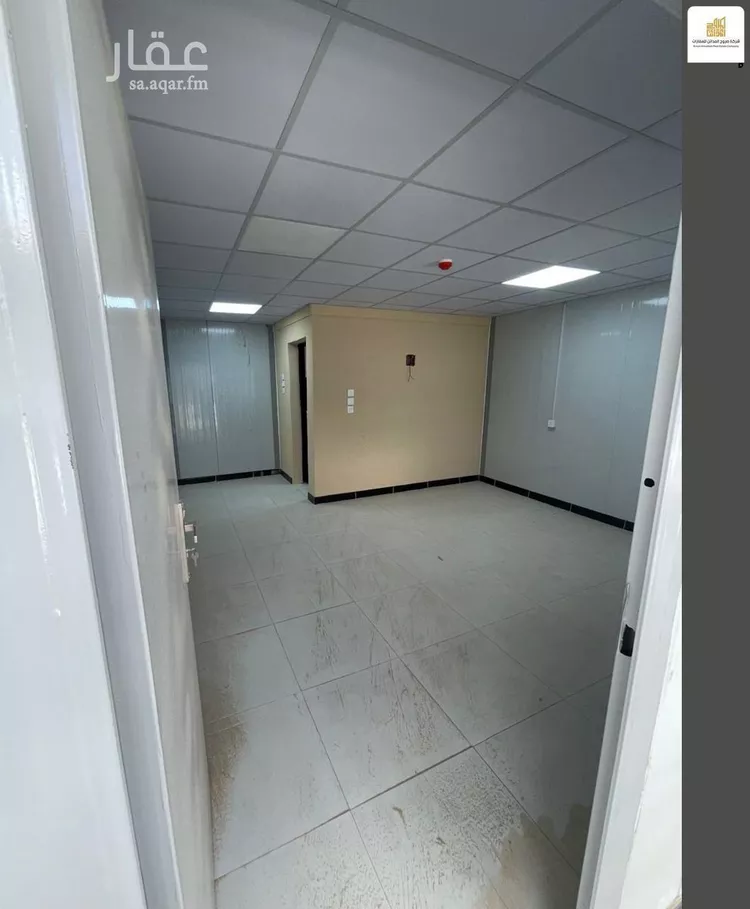 عمارة للإيجار في شارع محمد الفاضل الشنقيطي, حي الرمال, مدينة الرياض, منطقة الرياض صورة 2