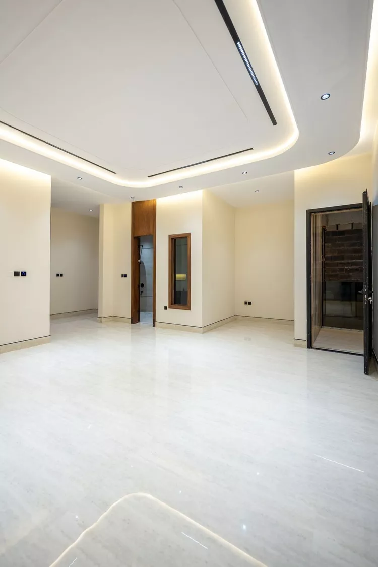 Villa for Sale in Riyadh Al Mahdiyah 21