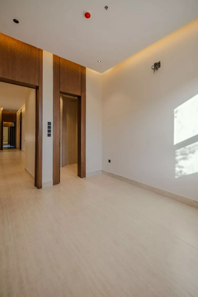 Apartment for Sale in Riyadh Al Mahdiyah 11