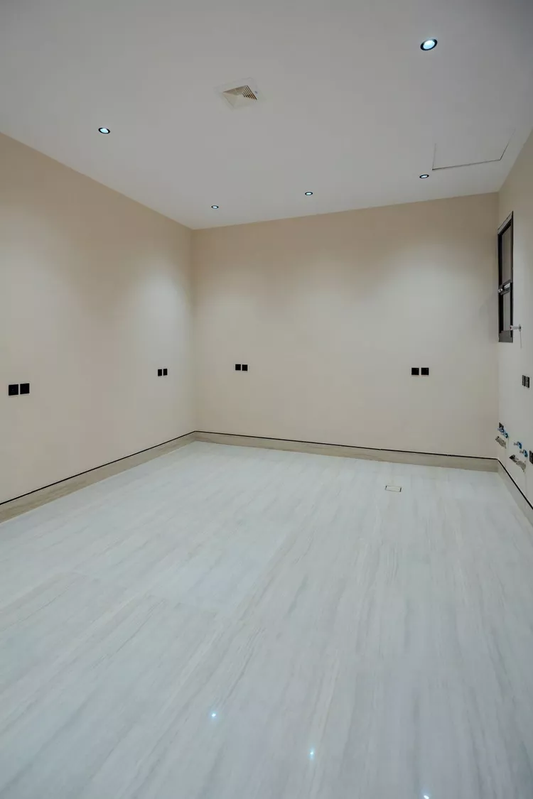 Villa for Sale in Riyadh Al Mahdiyah 13