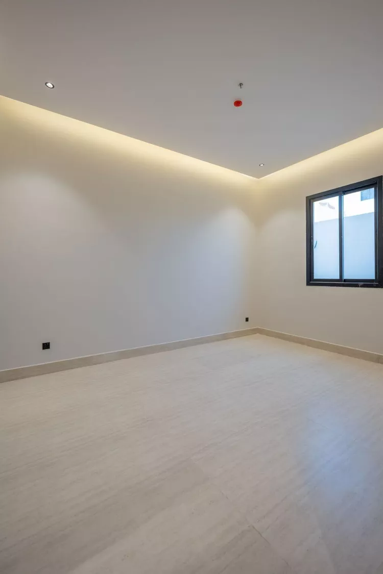 شقة للبيع في شارع إسماعيل بن أبي الغنائم ، حي المهدية ، الرياض ، منطقة الرياض 16