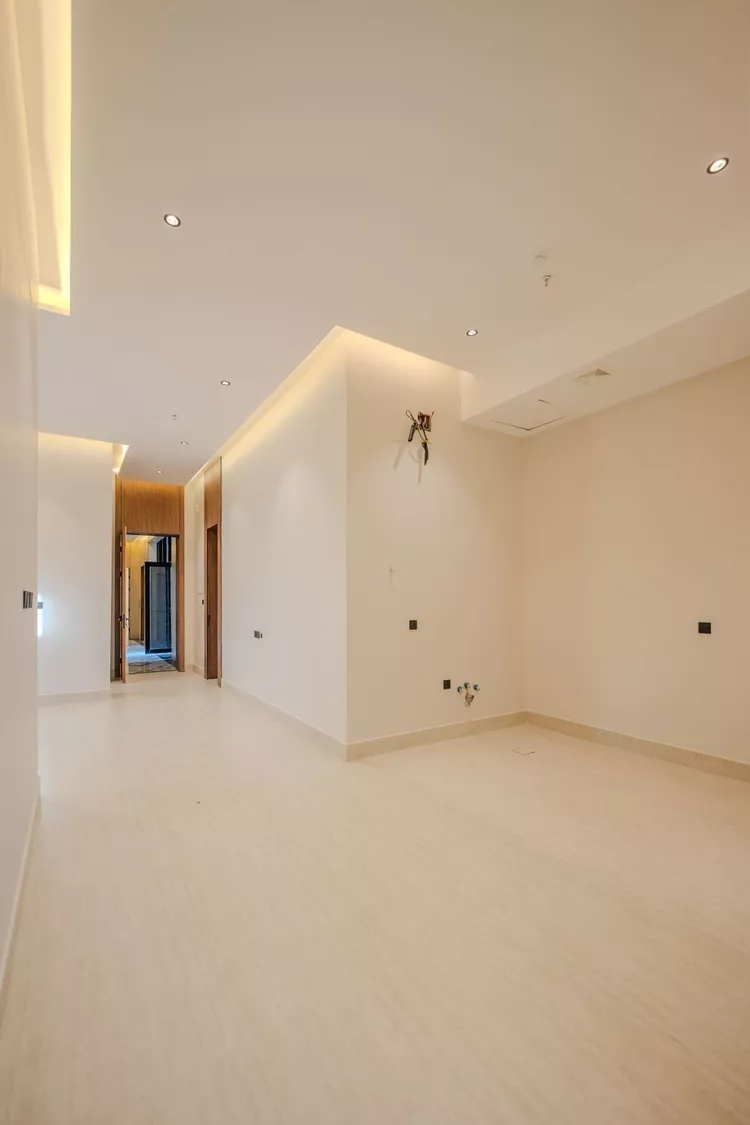 Apartment for Sale in Riyadh Al Mahdiyah 17