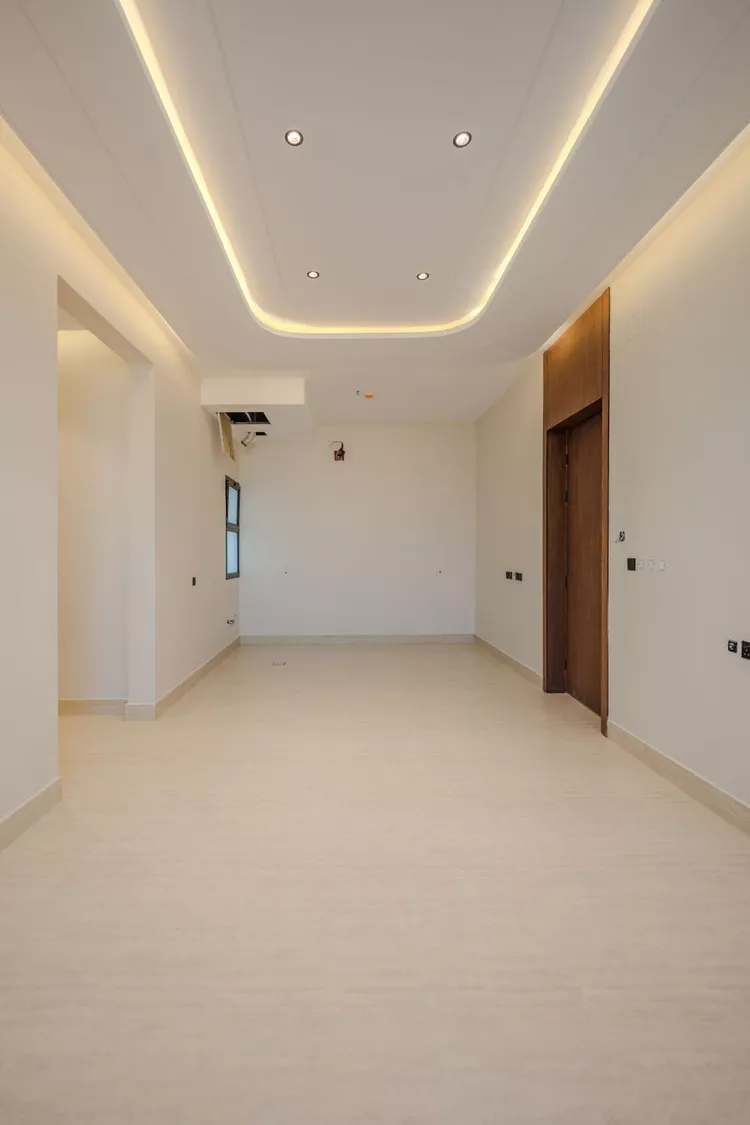 Apartment for Sale in Riyadh Al Mahdiyah 11