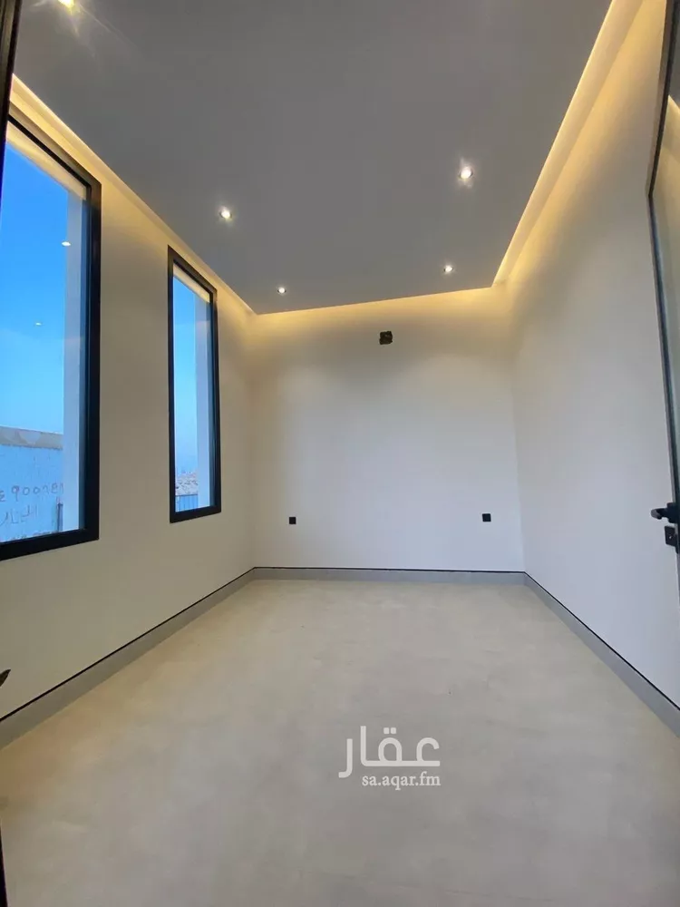 فيلا للبيع في شارع السيل الكبير, حي المهدية, مدينة الرياض, منطقة الرياض صورة 2