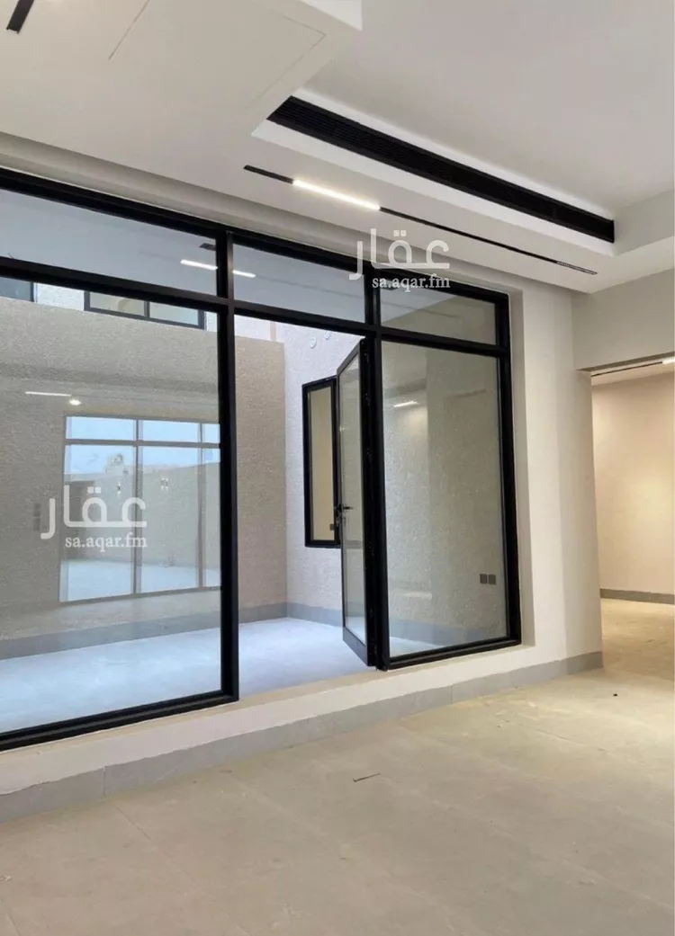 فيلا للبيع في شارع السيل الكبير, حي المهدية, مدينة الرياض, منطقة الرياض صورة 2