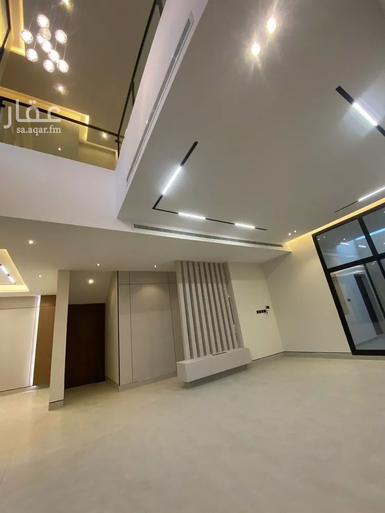 فيلا للبيع في شارع السيل الكبير, حي المهدية, مدينة الرياض, منطقة الرياض صورة 3