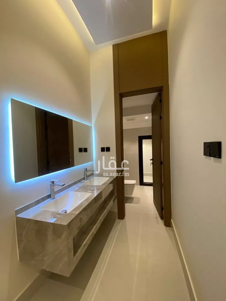 فيلا للبيع في شارع السيل الكبير, حي المهدية, مدينة الرياض, منطقة الرياض صورة 4