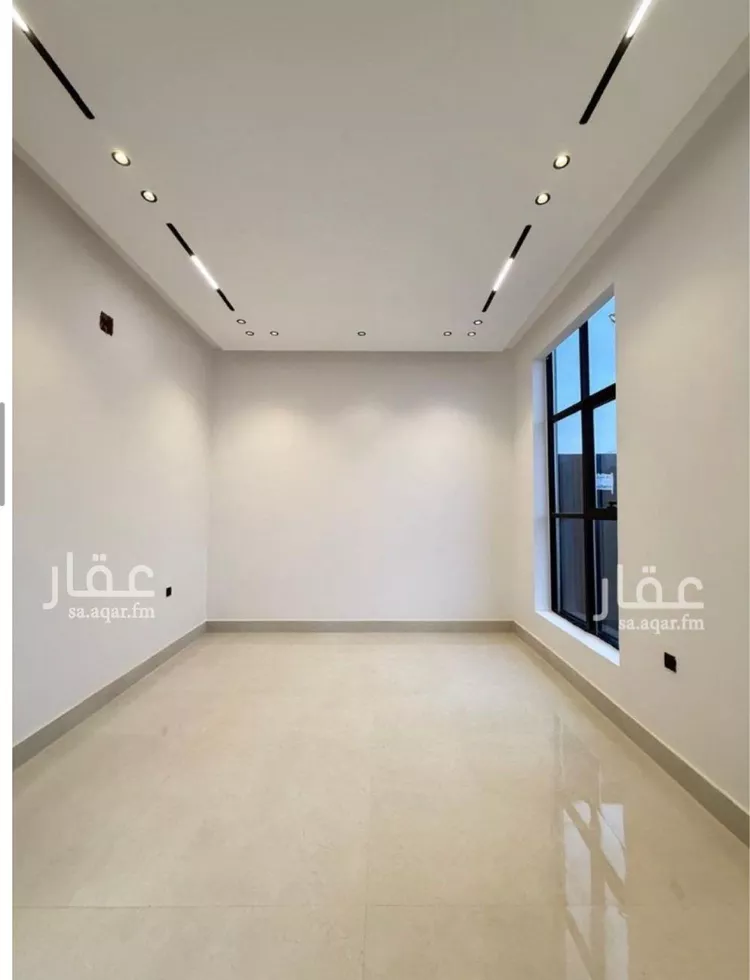 فيلا للبيع في شارع قطب الدين بن السلطان, حي المهدية, مدينة الرياض, منطقة الرياض صورة 4