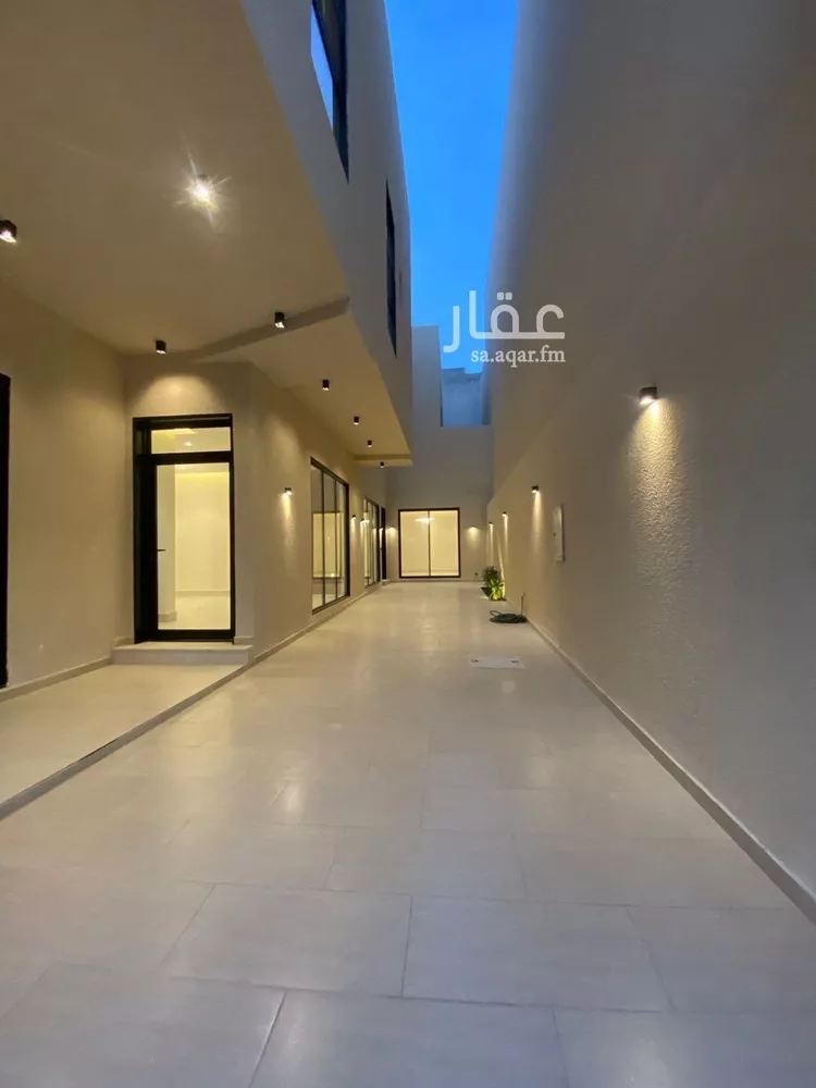 فيلا للبيع في شارع السيل الكبير, حي المهدية, مدينة الرياض, منطقة الرياض صورة 3