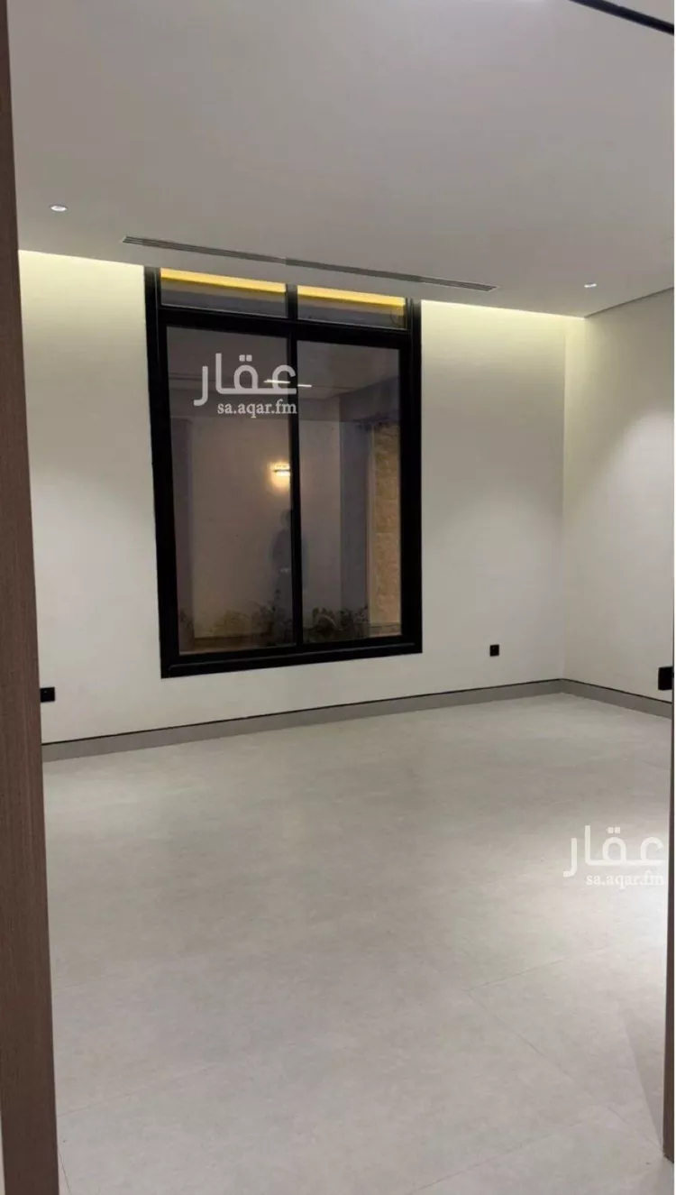 فيلا للبيع في شارع السيل الكبير, حي المهدية, مدينة الرياض, منطقة الرياض صورة 2