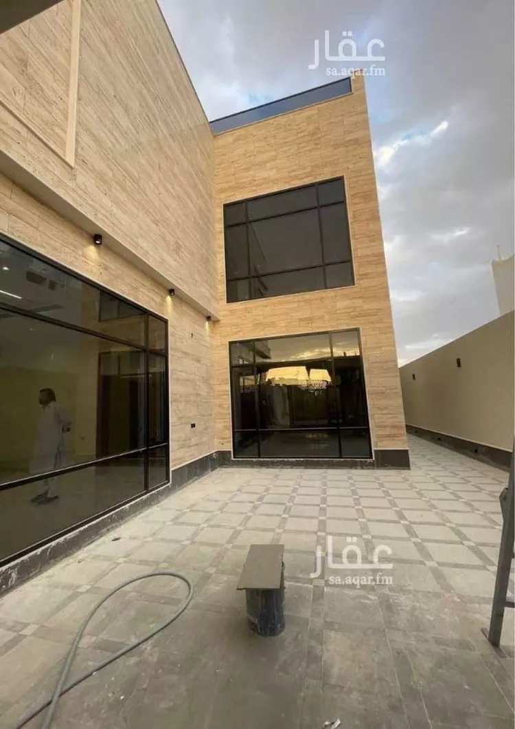 فيلا للبيع في شارع محمد بن هبة الله, حي المهدية, مدينة الرياض, منطقة الرياض صورة 4