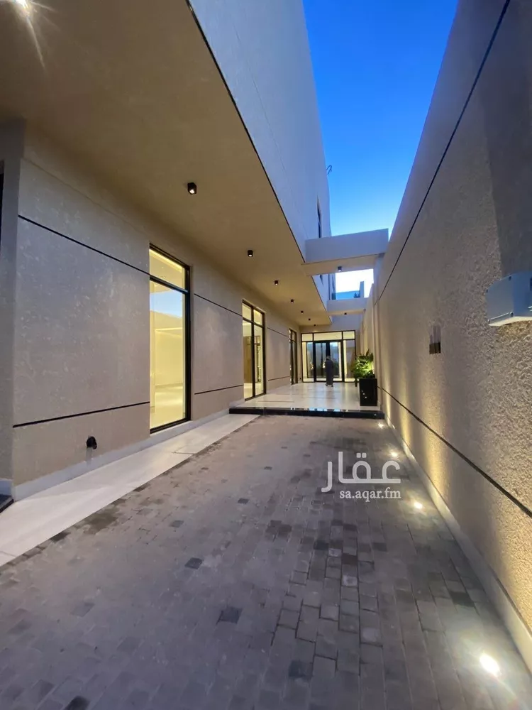 فيلا للبيع في شارع السيل الكبير, حي المهدية, مدينة الرياض, منطقة الرياض صورة 5