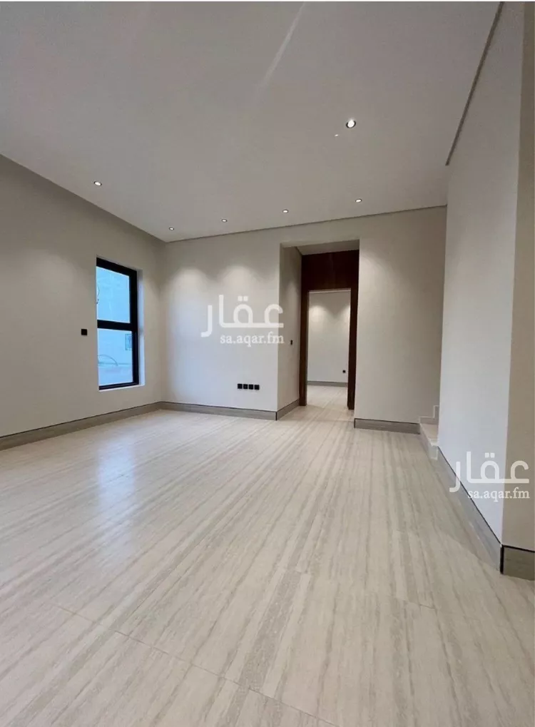 فيلا للبيع في شارع قطب الدين بن السلطان, حي المهدية, مدينة الرياض, منطقة الرياض صورة 2