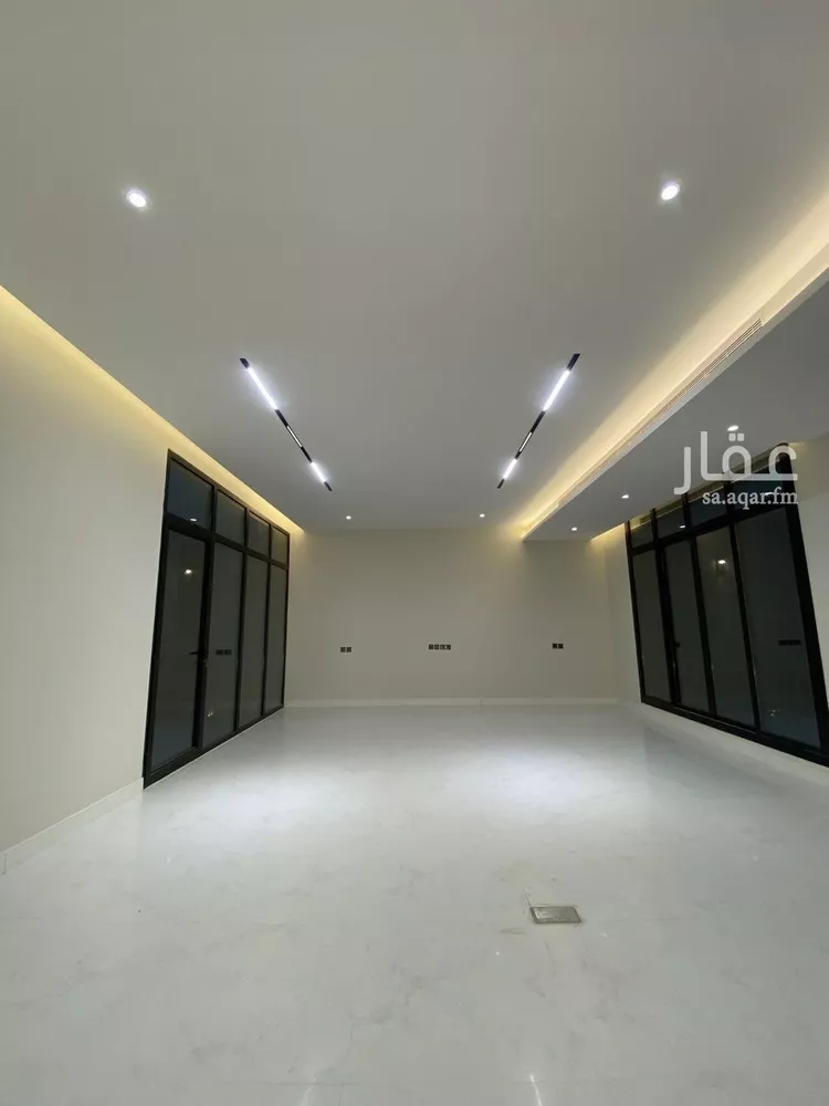 فيلا للبيع في شارع السيل الكبير, حي المهدية, مدينة الرياض, منطقة الرياض صورة 4