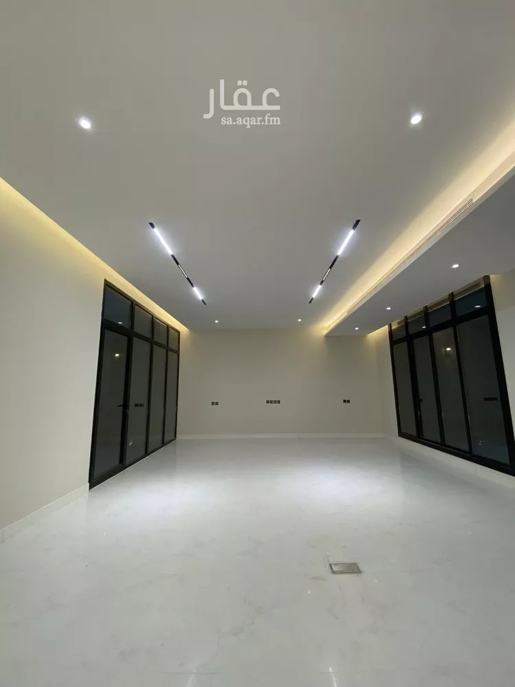 فيلا للبيع في شارع السيل الكبير, حي المهدية, مدينة الرياض, منطقة الرياض صورة 4