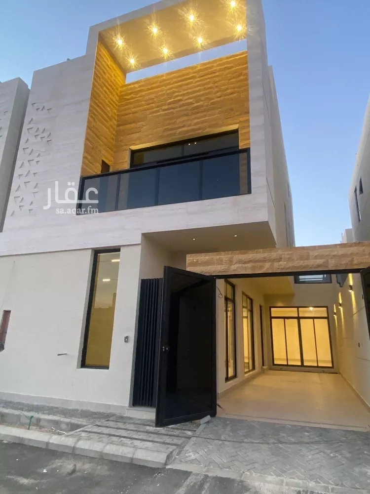 فيلا للبيع في شارع قطب الدين بن السلطان, حي المهدية, مدينة الرياض, منطقة الرياض صورة 2