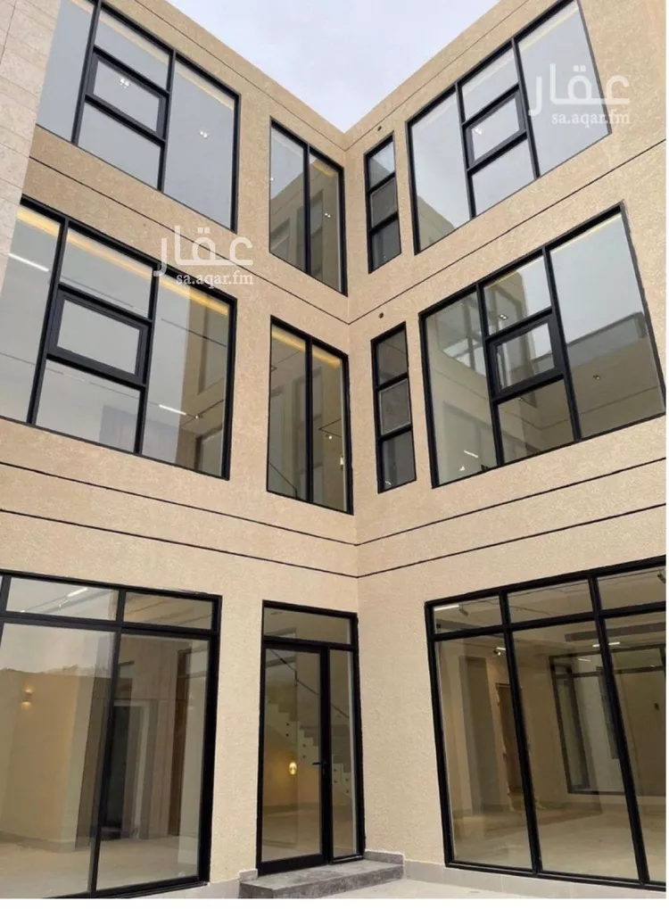 فيلا للبيع في شارع السيل الكبير, حي المهدية, مدينة الرياض, منطقة الرياض صورة 3