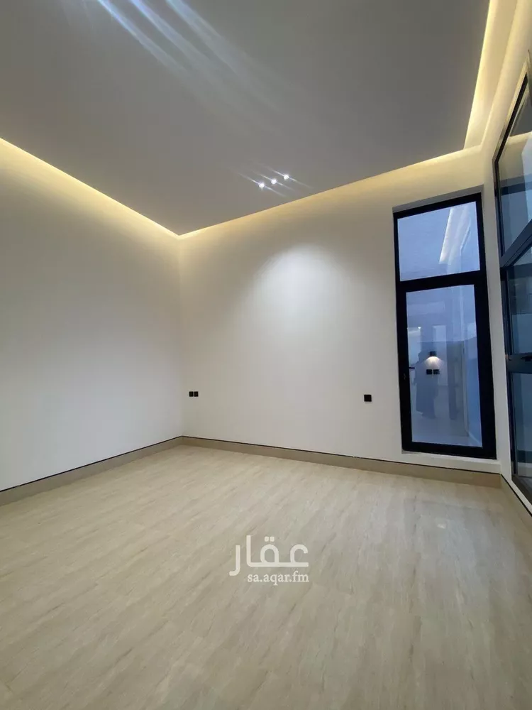 فيلا للبيع في شارع السيل الكبير, حي المهدية, مدينة الرياض, منطقة الرياض صورة 2