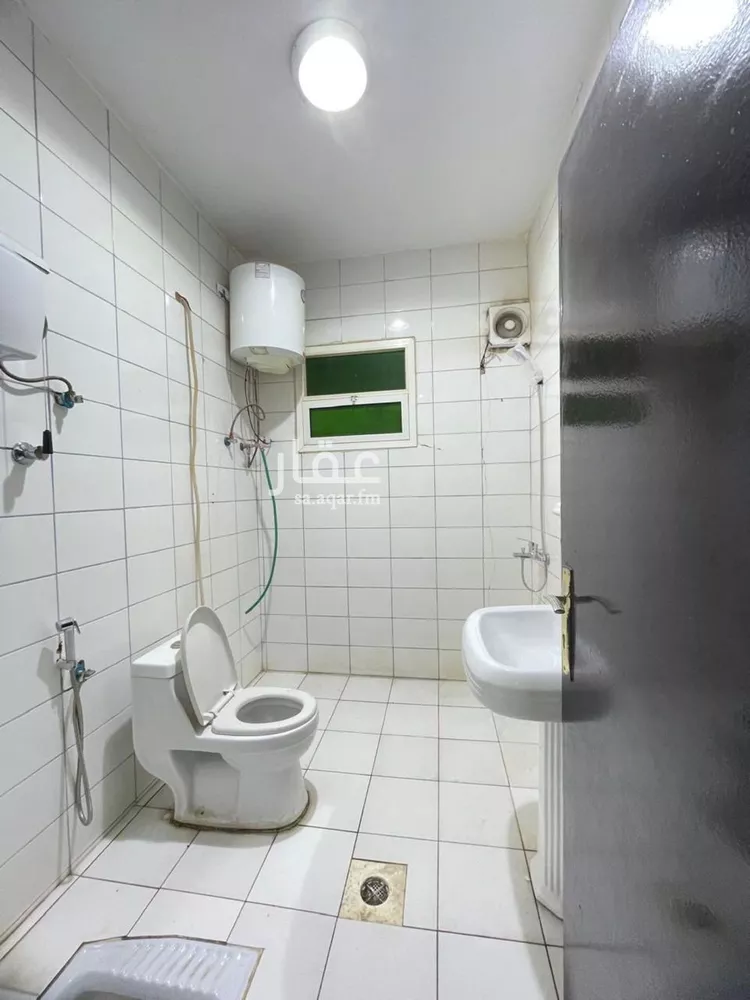 شقة للإيجار في شارع ابن تيمية, حي بدر, مدينة الرياض, منطقة الرياض صورة 4