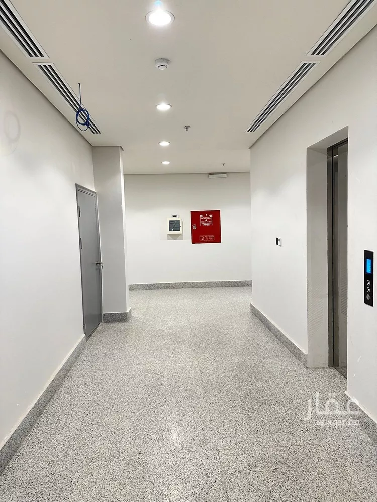 شقة للبيع في شارع الحارث بن سليل, حي العارض, مدينة الرياض, منطقة الرياض صورة 3