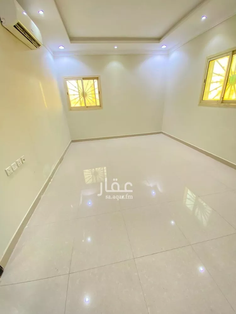 شقة للإيجار في شارع صامطة, حي ظهرة لبن, مدينة الرياض, منطقة الرياض