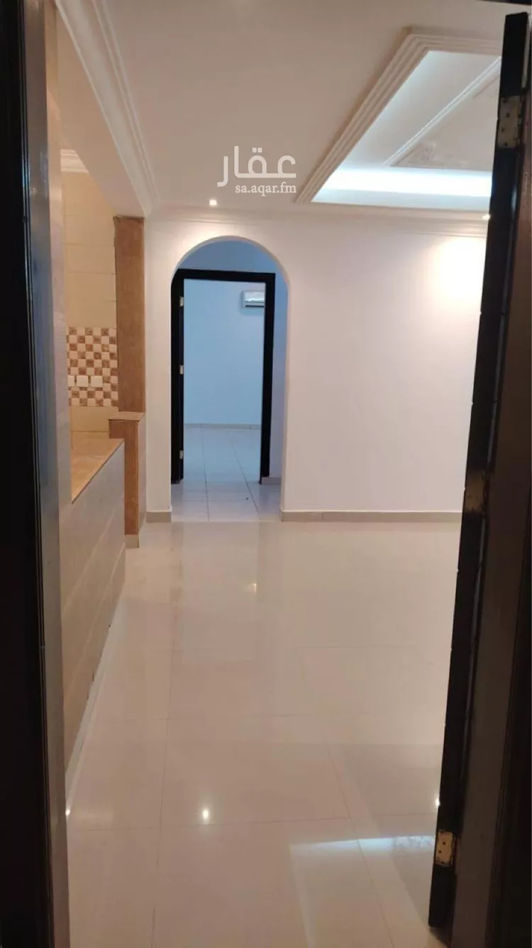شقة للبيع في شارع الامير مقرن بن عبدالعزيز, حي النزهة, مدينة الرياض, منطقة الرياض صورة 2