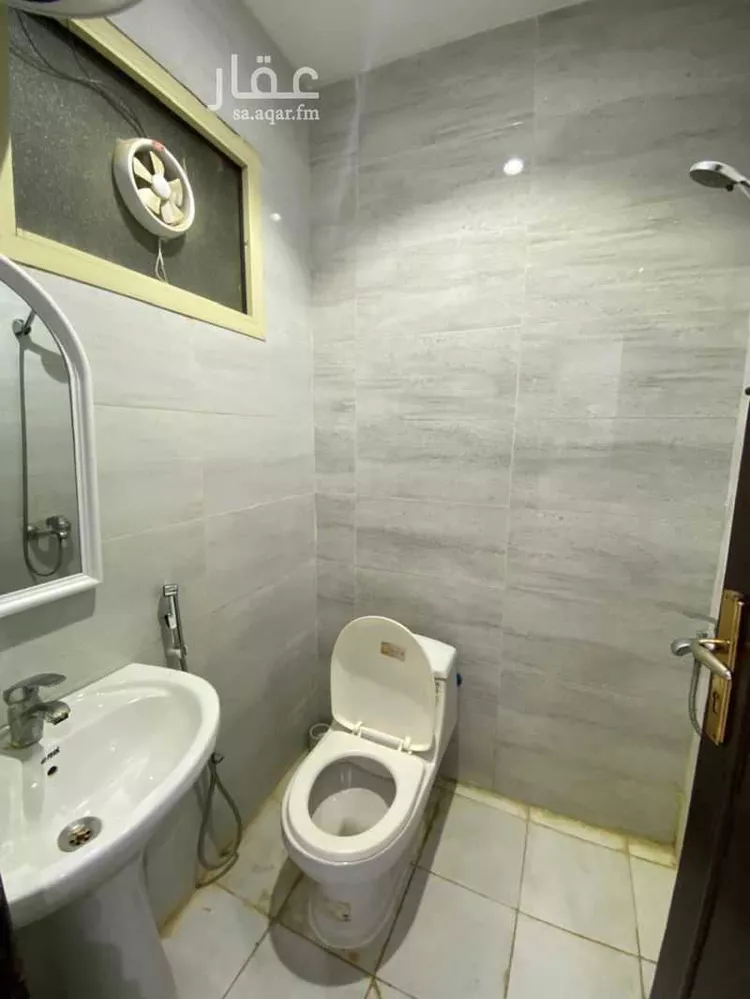 شقة للإيجار في شارع فيروز العبدالعزيز, حي الملك فيصل, مدينة الرياض, منطقة الرياض صورة 2