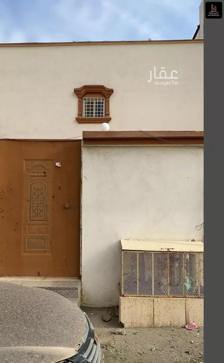 عمارة للبيع في شارع حنيظل, حي الروابي, مدينة أبها, منطقة عسير صورة 2