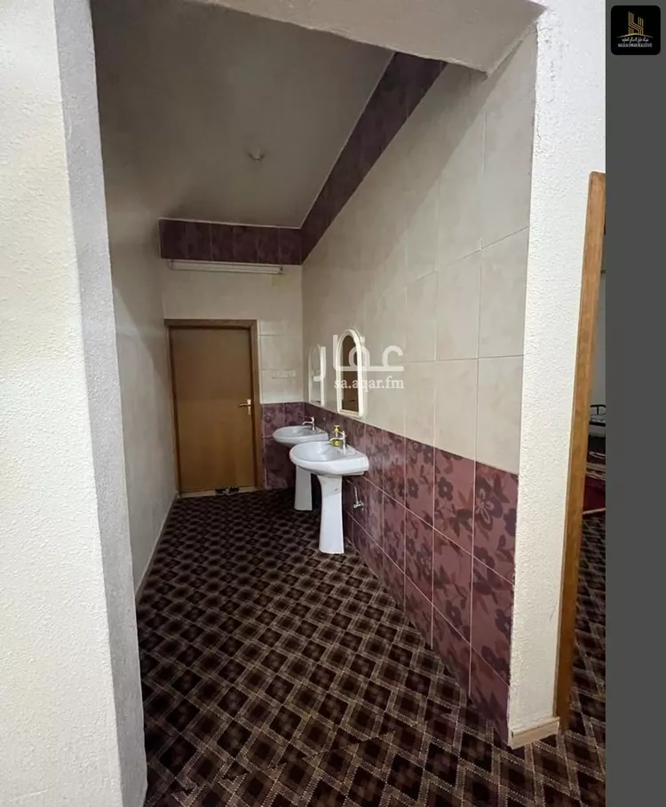 عمارة للبيع في شارع حنيظل, حي الروابي, مدينة أبها, منطقة عسير صورة 3