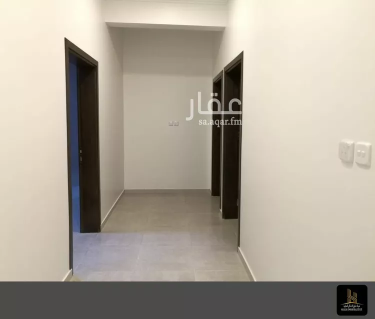 عمارة للبيع في شارع المخزومي, حي الأمير عبدالله, مدينة بيشة, منطقة عسير صورة 3