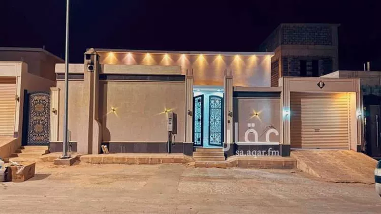 Floor for Sale in Al Kharj Mishrif