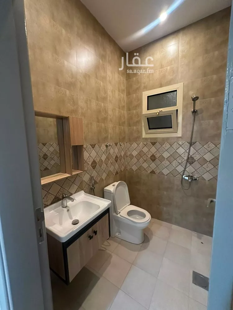 دور للإيجار في شارع الدامور, حي العارض, مدينة الرياض, منطقة الرياض 7