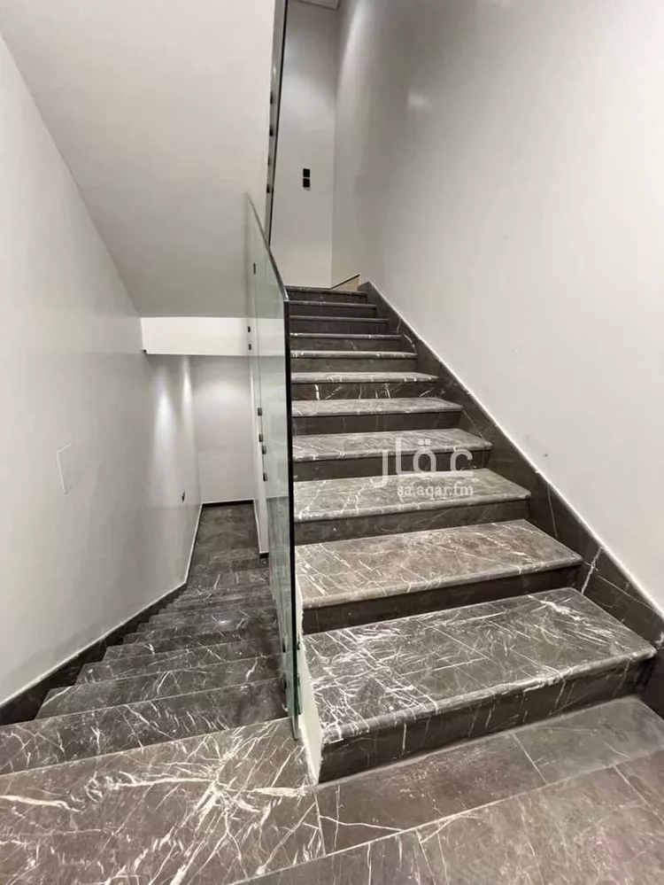 Floor for Sale in Riyadh Al Khaleej صورة 3