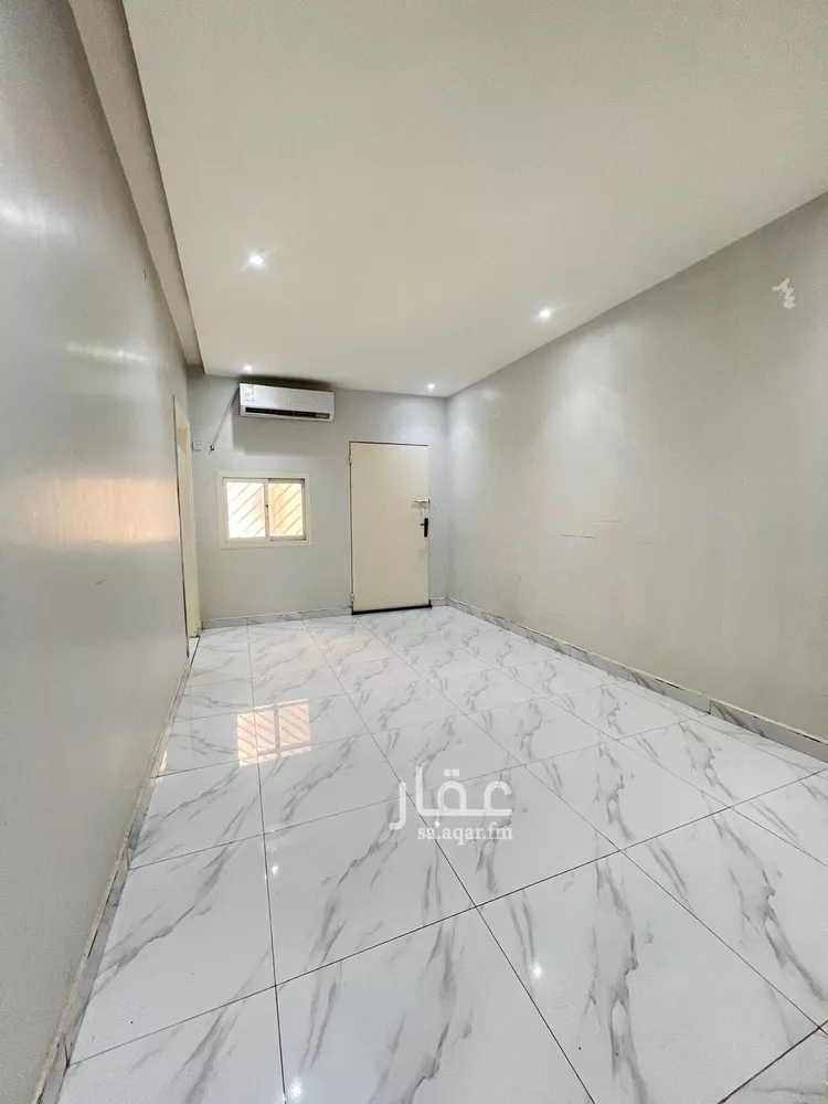 شقة للإيجار في شارع الشيخ عبدالعزيز بن محمد بن علي, حي ظهرة البديعة, مدينة الرياض, منطقة الرياض 2
