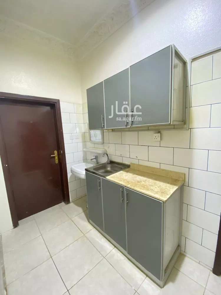 شقة للإيجار في شارع ابن تيمية, حي بدر, مدينة الرياض, منطقة الرياض صورة 3