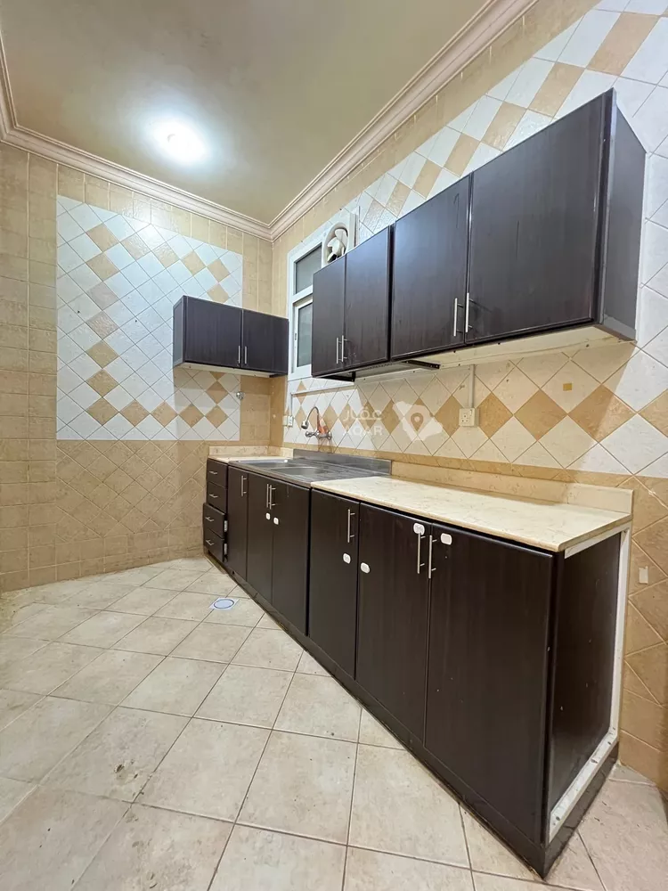شقة للإيجار في شارع مسلمة الأنصاري, حي الإزدهار, مدينة الرياض, منطقة الرياض 6