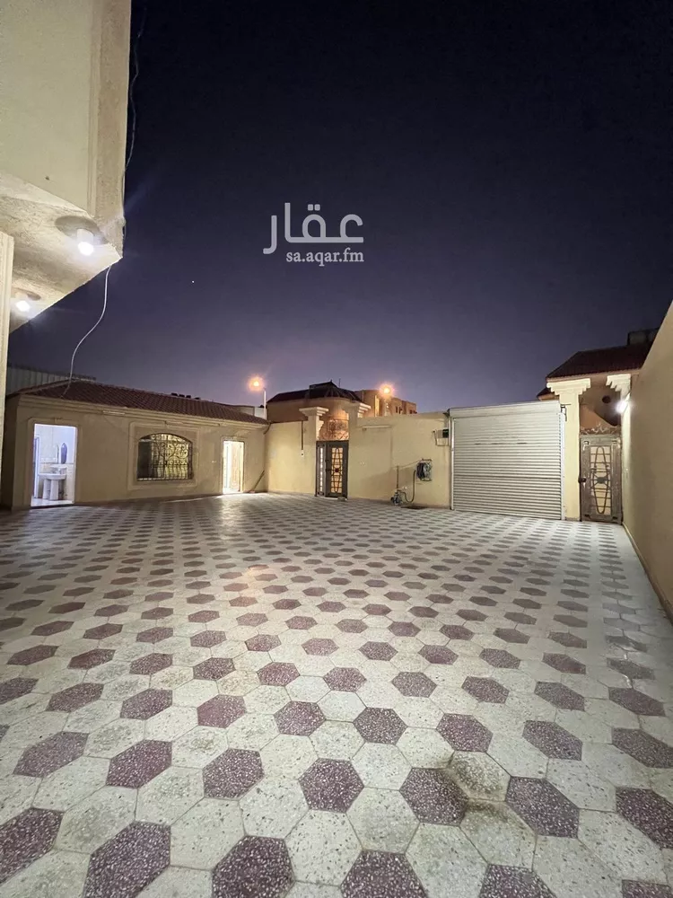 فيلا للبيع في شارع الطارفة, حي إشبيلية, مدينة الرياض, منطقة الرياض صورة 3