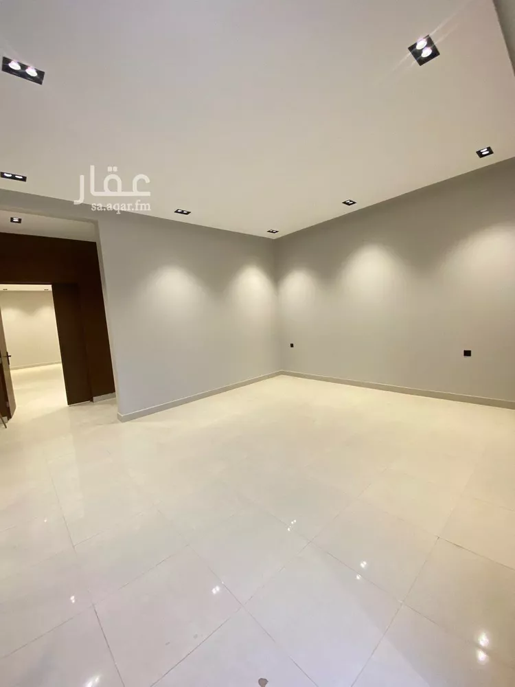 دور للبيع في شارع النايفة, حي اليرموك, مدينة الرياض, منطقة الرياض صورة 3