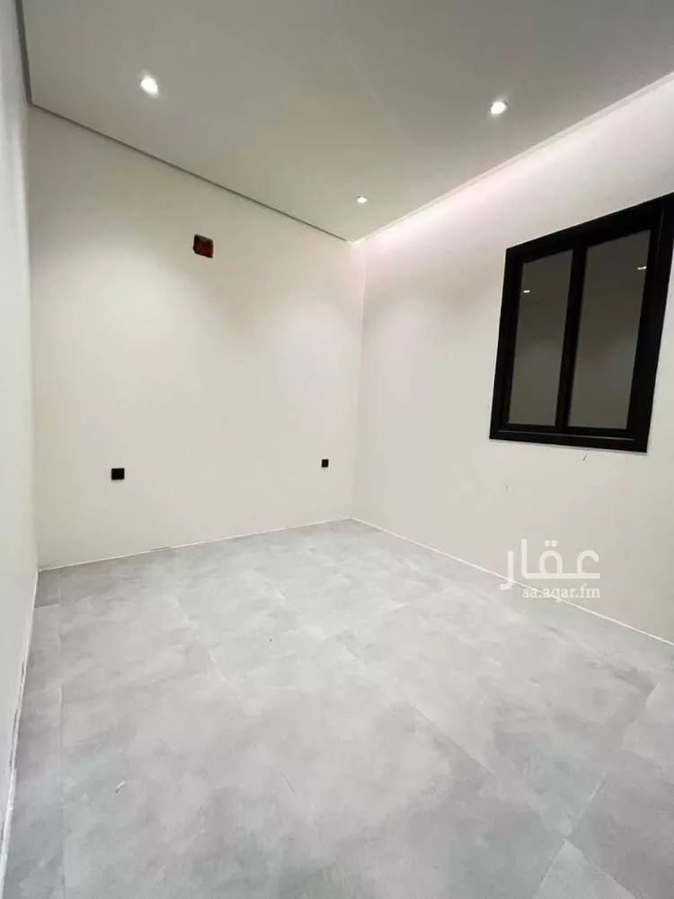 دور للبيع في شارع قابوس سعيد, حي المعيزيلة, مدينة الرياض, منطقة الرياض صورة 5