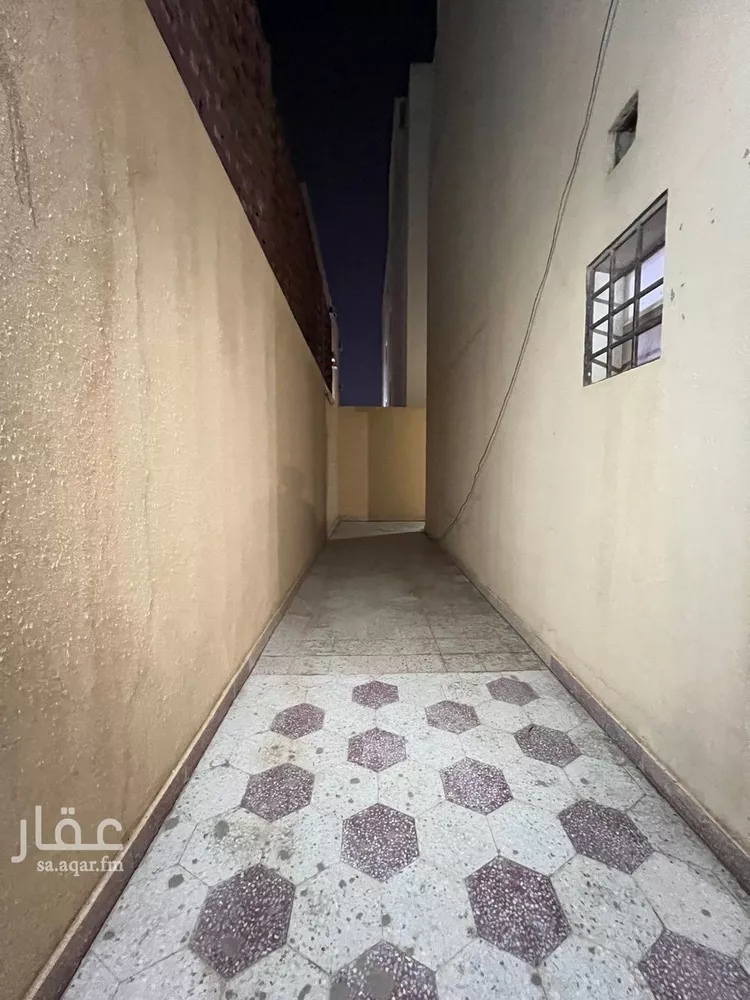 فيلا للبيع في شارع الطارفة, حي إشبيلية, مدينة الرياض, منطقة الرياض صورة 5