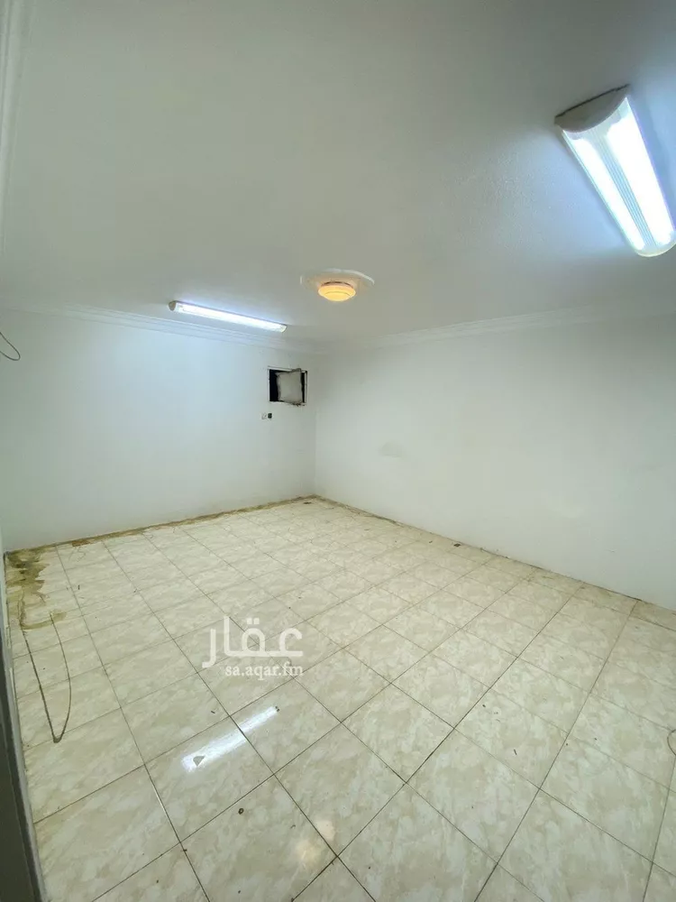 شقة للإيجار في شارع صالح بن علي سروجي, حي السعادة, مدينة الرياض, منطقة الرياض