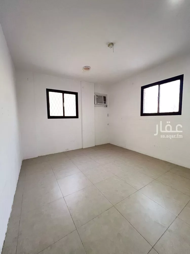 شقة للإيجار في شارع أبي ذر الغفاري, حي الربوة, مدينة الرياض, منطقة الرياض صورة 4