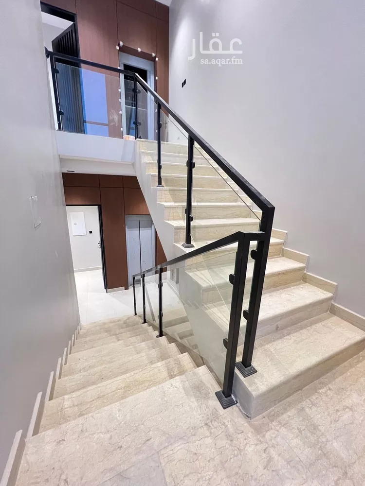 دور للبيع في شارع النايفة, حي اليرموك, مدينة الرياض, منطقة الرياض صورة 2