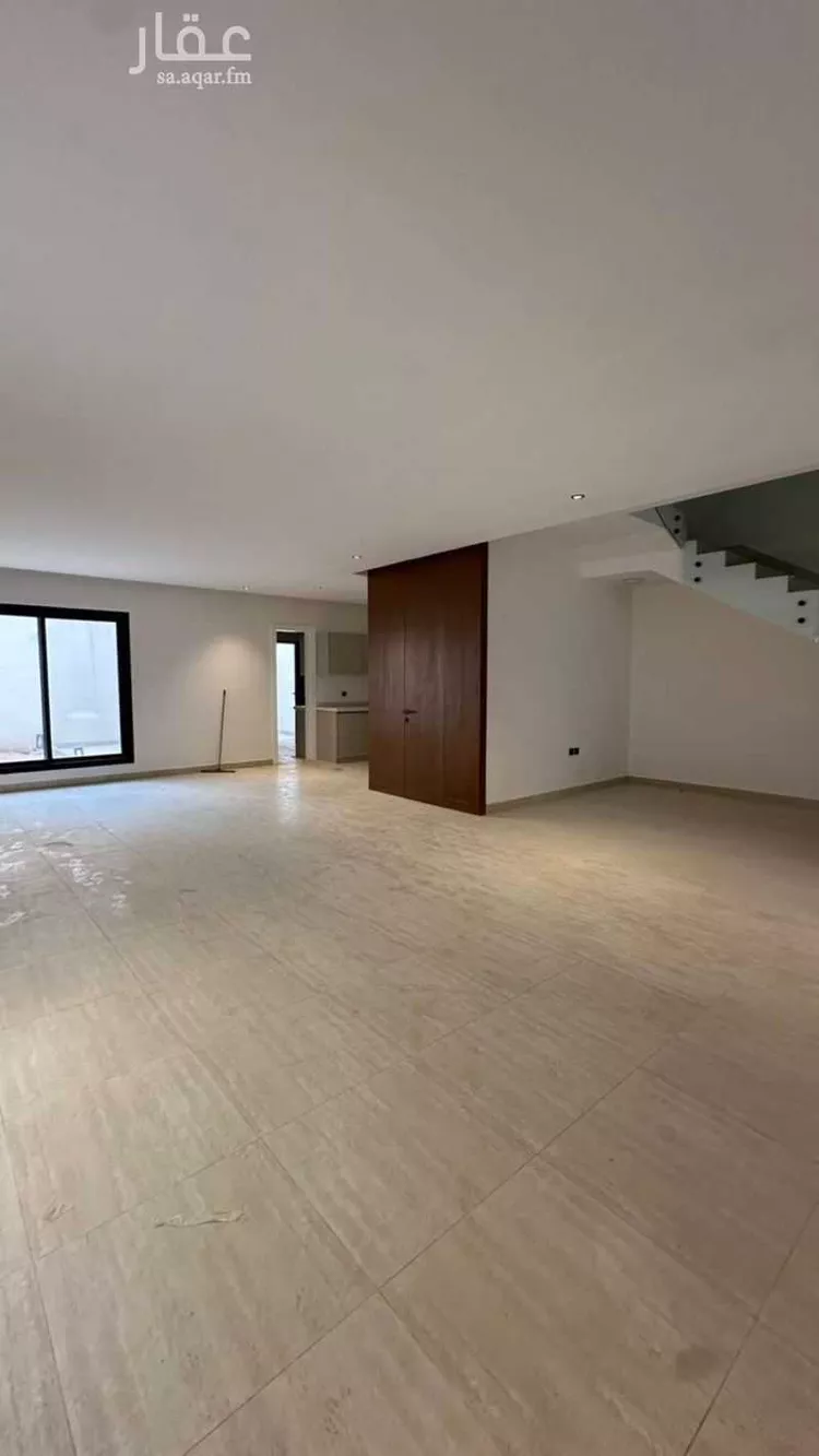 فيلا للإيجار في شارع ثابت الكوفي, حي طويق, مدينة الرياض, منطقة الرياض صورة 2