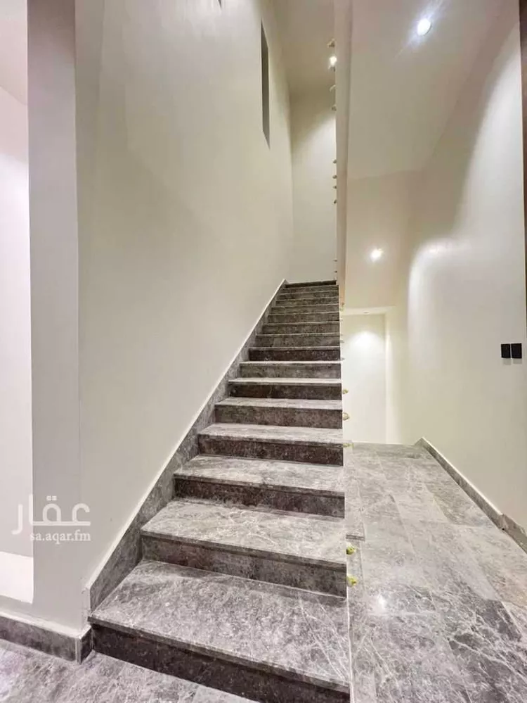 شقة للبيع في شارع شارع قابوس سعيد, حي المعيزيلة, مدينة الرياض, منطقة الرياض صورة 3