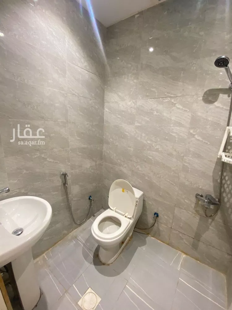 شقة للإيجار في شارع جرير بن عبدالله البجلي, حي مغرزات, مدينة الرياض, منطقة الرياض صورة 4