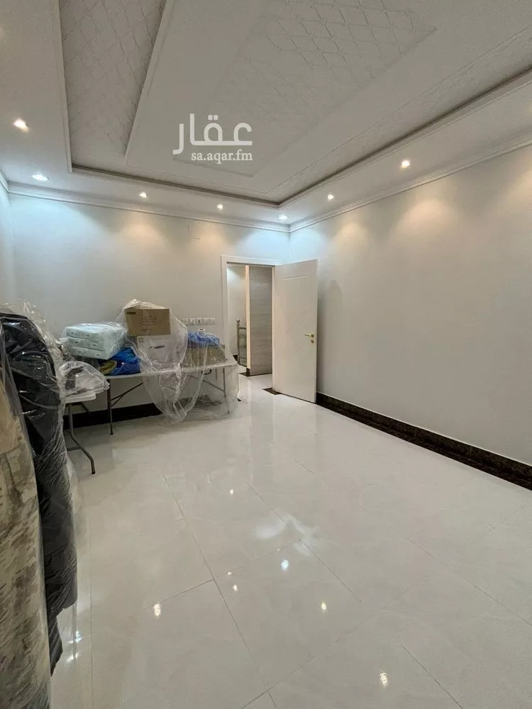 فيلا للإيجار في شارع عمر بن علي الجعدي, حي طويق, مدينة الرياض, منطقة الرياض صورة 5